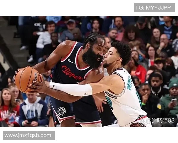 拼至6犯离场!小贾伦-杰克逊8投6中 得到15分4板1助