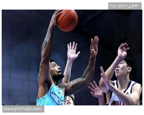 段昂君14记三分助青岛胜广州，入选全明星正赛